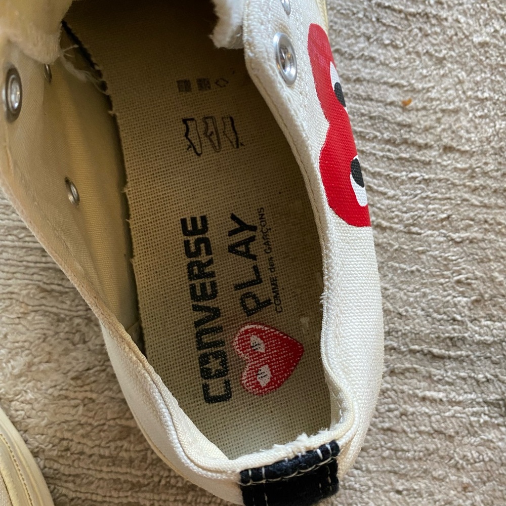 Comme des Garcons White and Red Sneakers - Picture 8 of 12